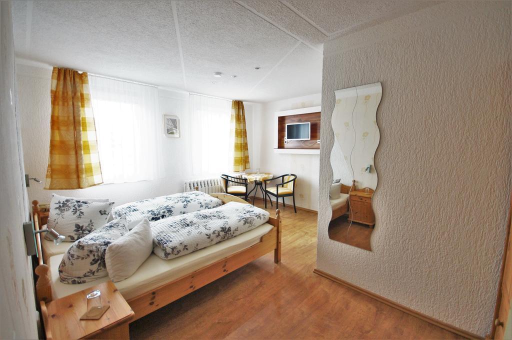 Hotel Am Kurpark Bad Suderode Exteriör bild