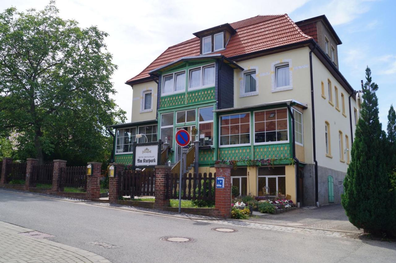 Hotel Am Kurpark Bad Suderode Exteriör bild